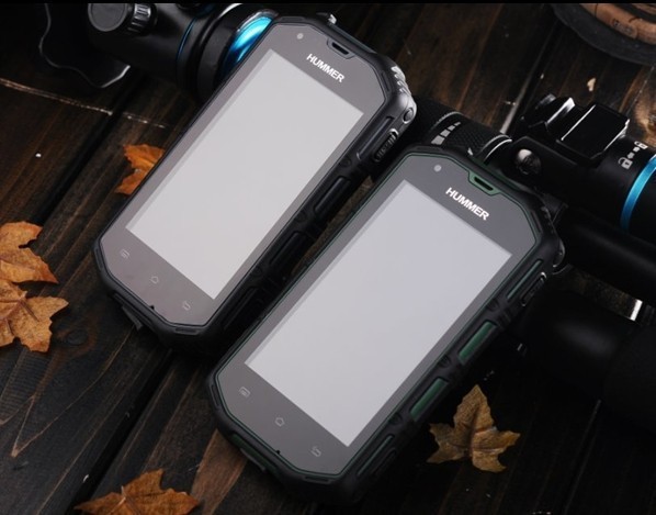 hummer-h5-4-0-android-4-2-smartphone-ip65-waterproof-shockproof-1