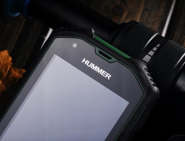 hummer-h5-4-0-android-4-2-smartphone-ip65-waterproof-shockproof-9